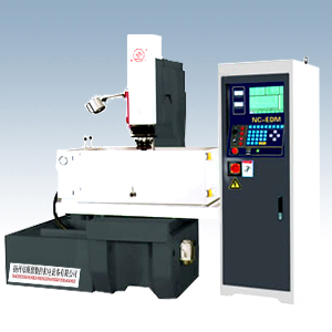 電火花成型機